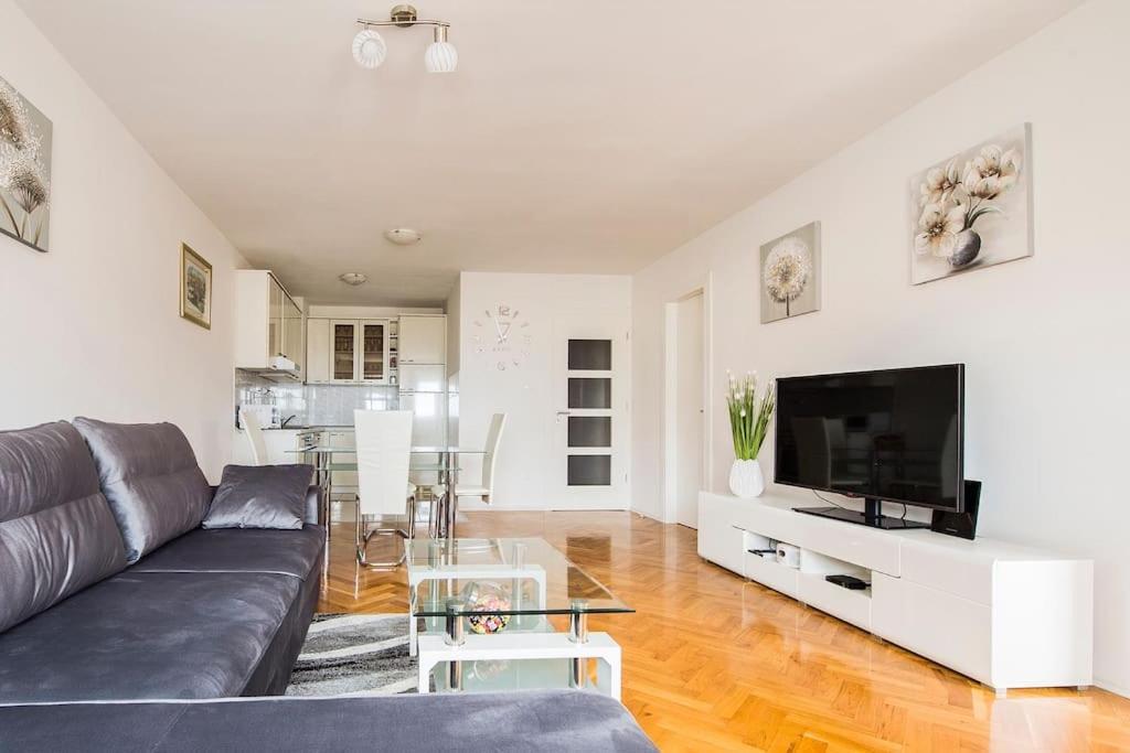 Apartment Jully Podstrana Luaran gambar